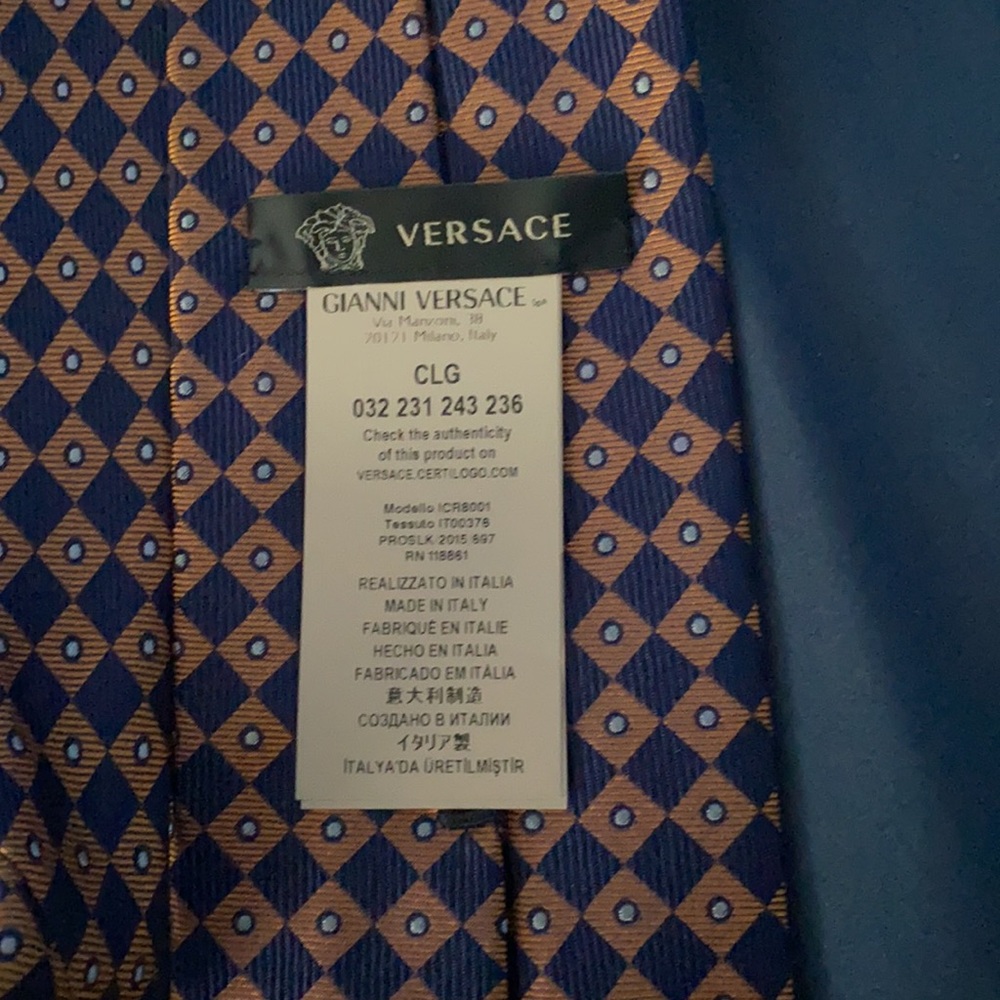 Versace Tie 👔 - Picture 2 of 3